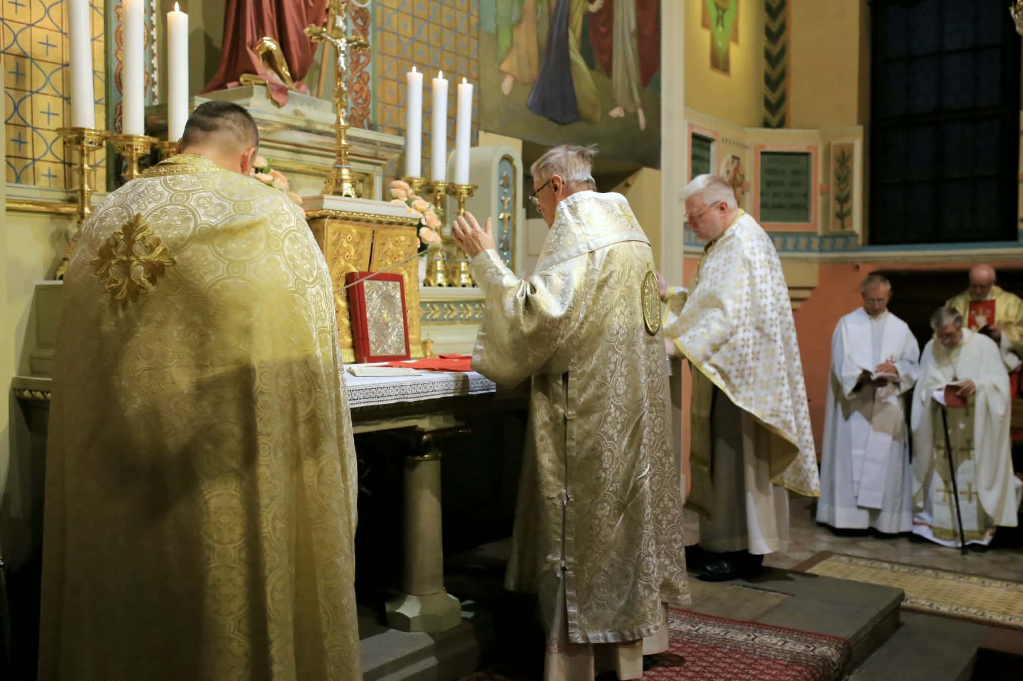 Boska Liturgia na 100-lecie
